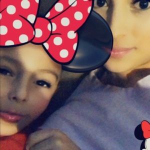 Meet your Posher, Dejunie